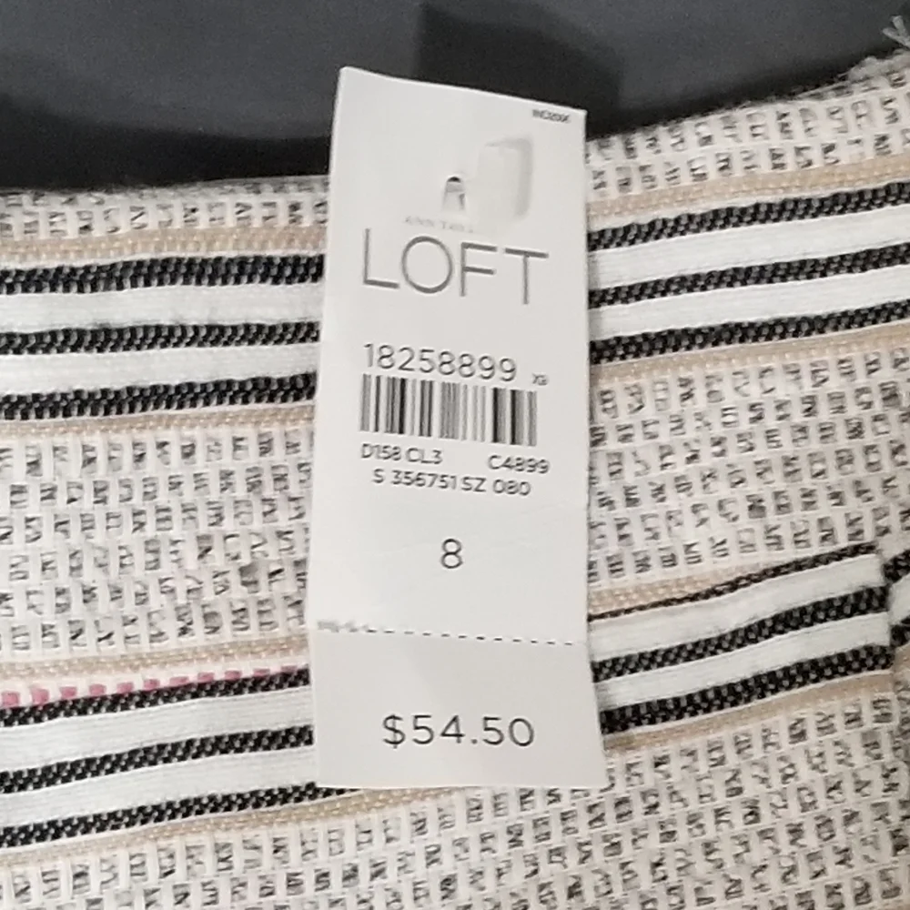 Ann Taylor Textured Riviera Shorts - Size 8 - Picture 4 of 5